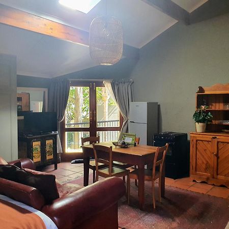 Waterhouse Guest Lodge - Indus Street Pretoria-Noord Zimmer foto