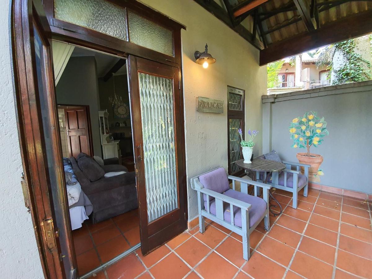 Waterhouse Guest Lodge - Indus Street Pretoria-Noord Exterior foto